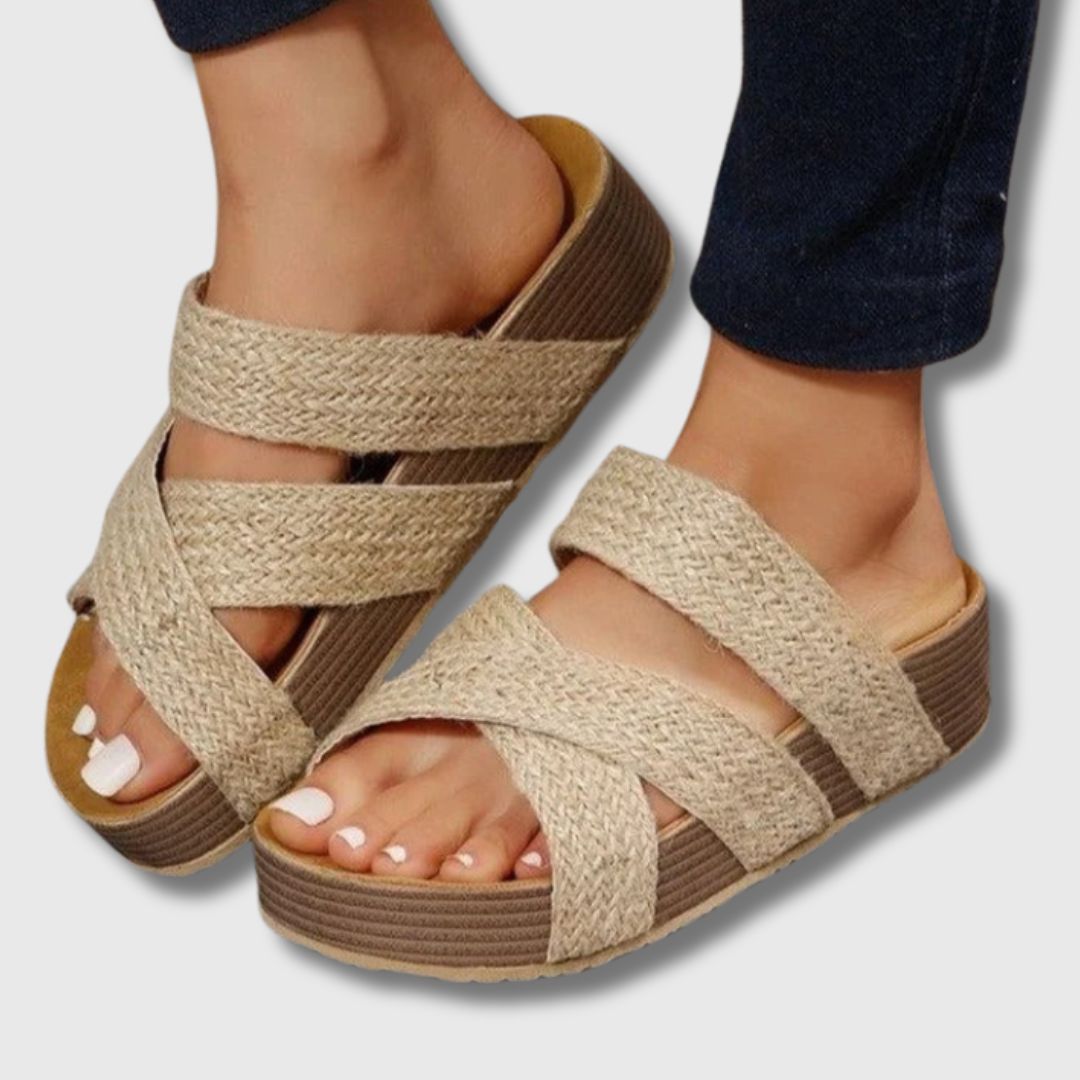 Klara | Orthopädische Sandalen aus Premium-Material für ganztägigen Komfort