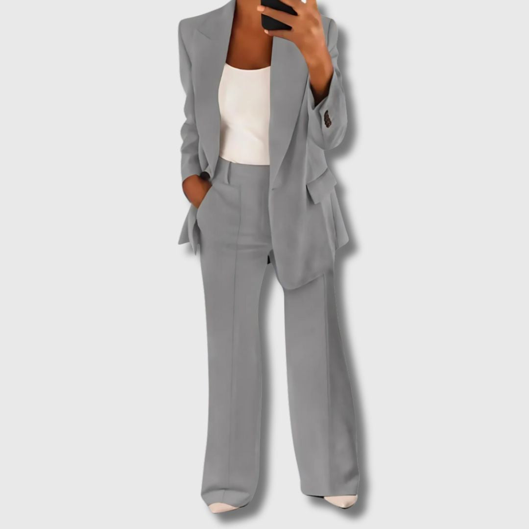 Lily | Zweiteiliges Damen-Set aus hochwertigem Material