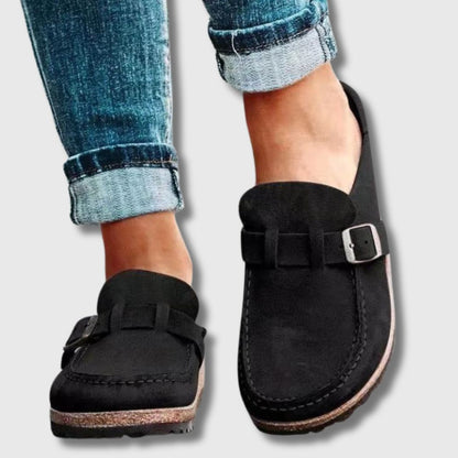 Emily | Handgefertigte Premium-Clogs für stilvolle Schritte