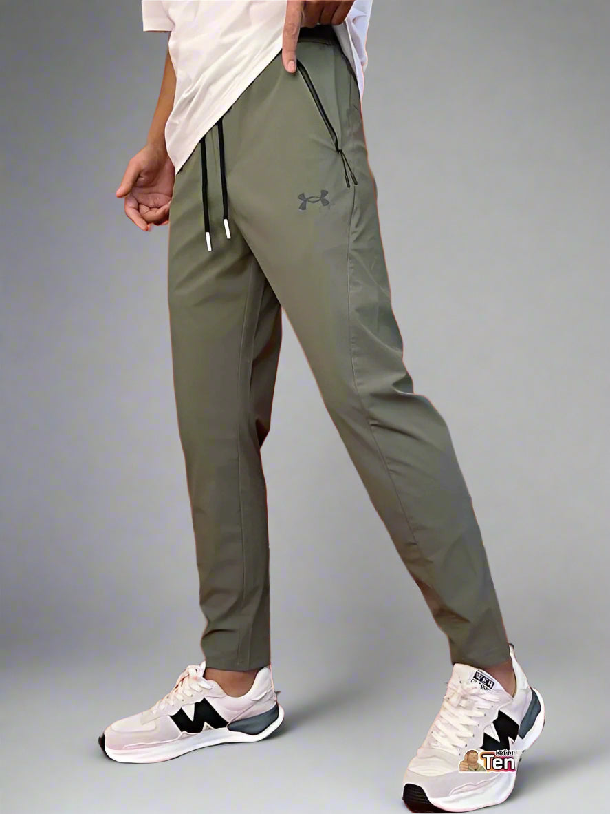 Under Armour - Ultra stretchy unisex performance pants